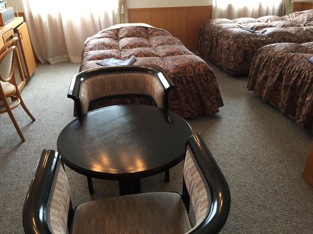 Hotel Socia Hita Bagian luar foto